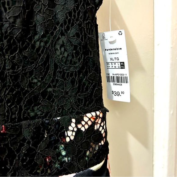 Brand New Black Lace Floral Dress - Picture 4 of 5